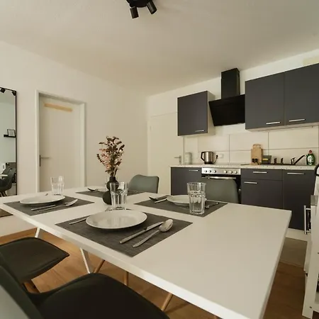 Raum921 - Stilvolles - Wlan, Tiefgarage, Kueche, Netflix