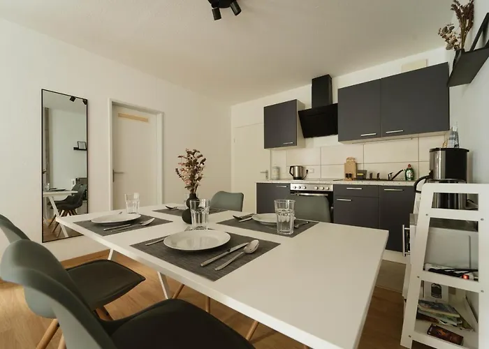 Raum921 - Stilvolles - Wlan, Tiefgarage, Kueche, Netflix