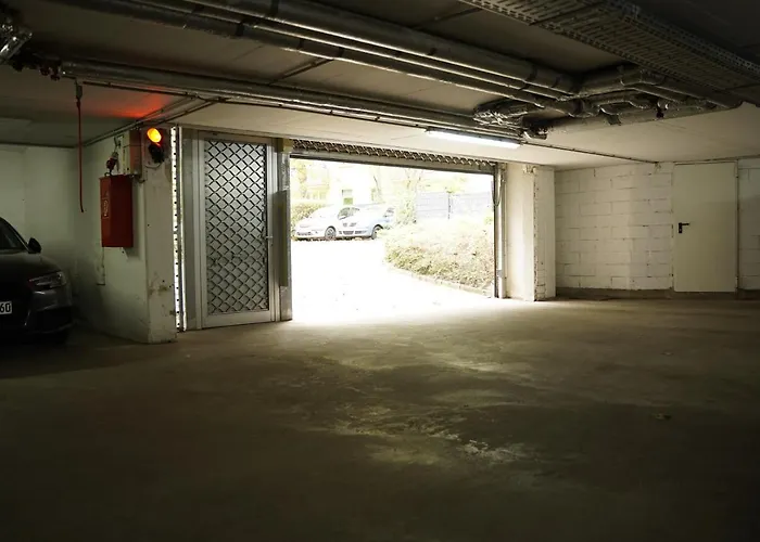 Raum921 - Stilvolles - Wlan, Tiefgarage, Kueche, Netflix Appartement Maagdenburg