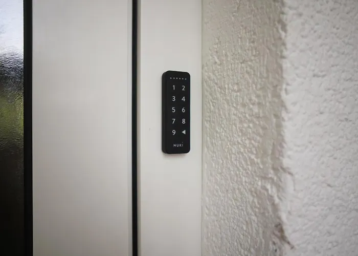 Raum921 - Stilvolles - Wlan, Tiefgarage, Kueche, Netflix Appartement Maagdenburg